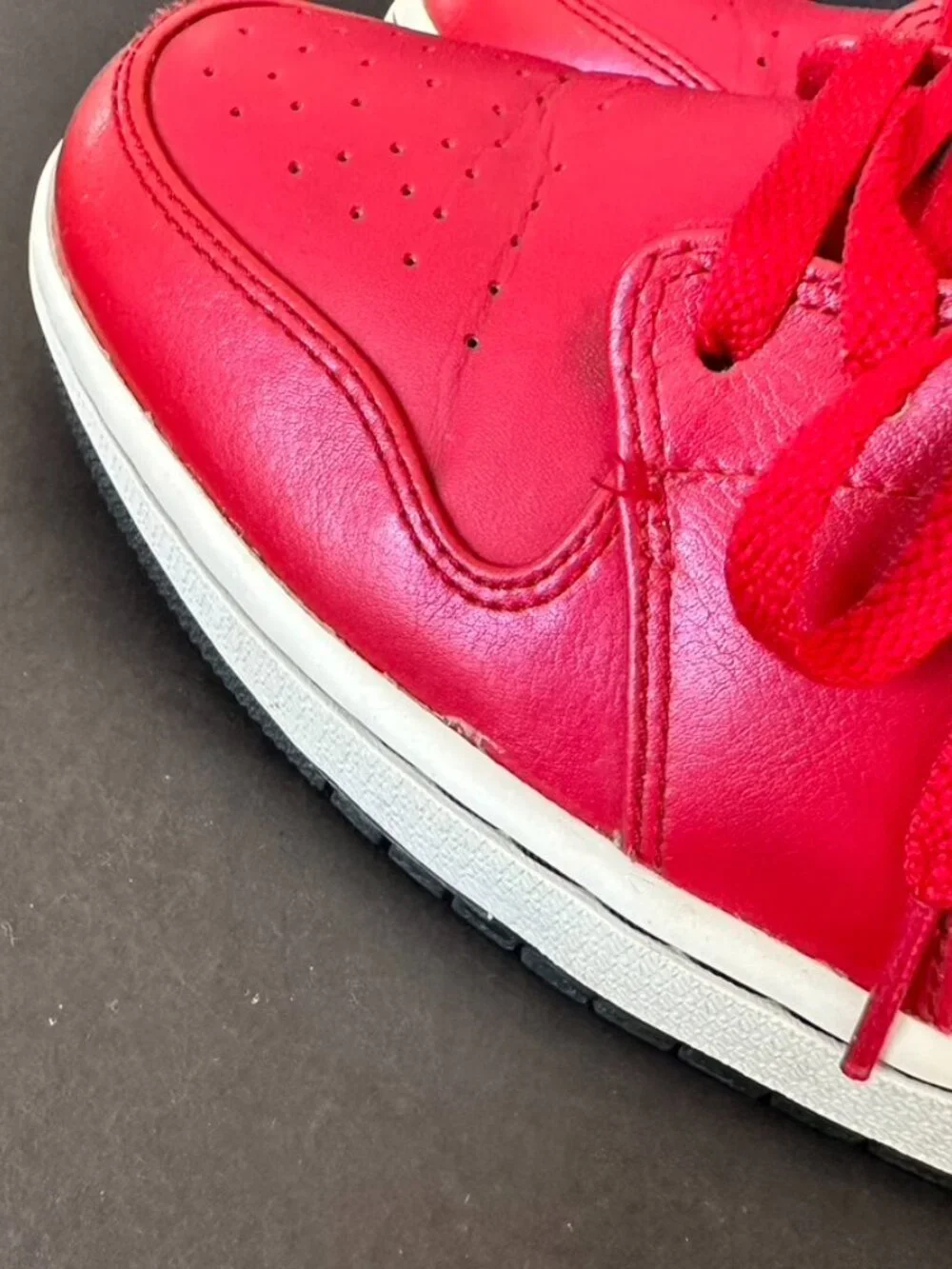 Jordan 1 Retro Red Black 2014 Sneakers Size 11
